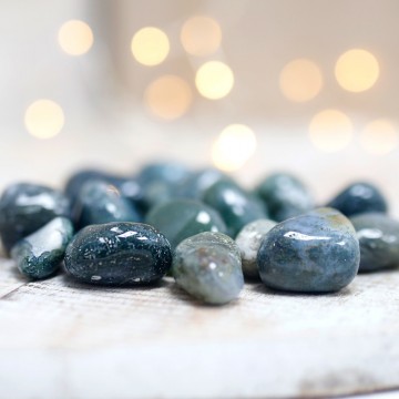 Moss agate natural stones...