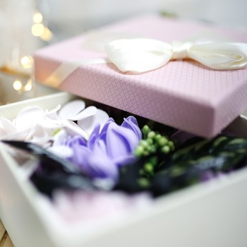 Lavender bouquet flowers soap gift box Ethike Wholesale